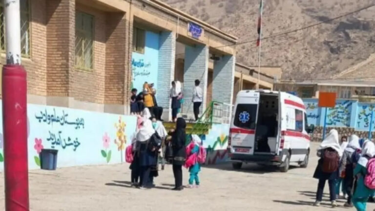Iran - Chemical gas attacks - poisonings - schoolgirls - regime operatives - April 2023