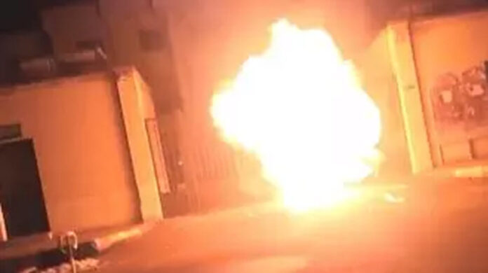 Iran - revolution - protests - attacks targeting regime sites