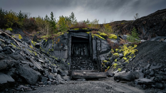 collapsed mine