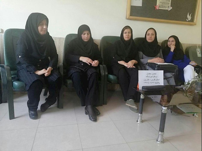 Teachers of Kazerun on strike too Teachers of Kazerun on strike too