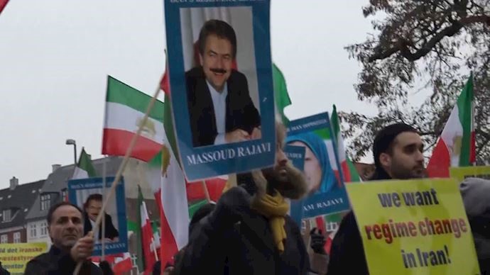 Copenhagen – Outside the Danish Parliament – Demonstration condemning the Iranian regime’s terrorism Copenhagen – Outside the Danish Parliament – Demonstration condemning the Iranian regime’s terrorism