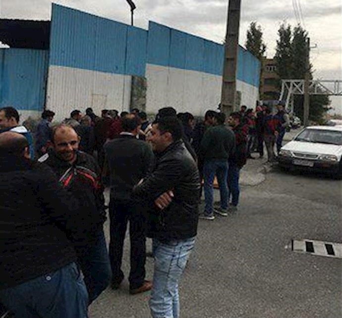 Tehran railway employees on strike Tehran railway employees on strike
