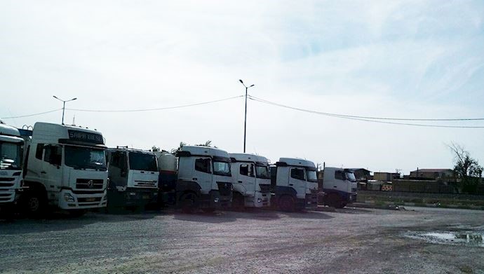 Andimeshk – Oil Company drivers on strike
