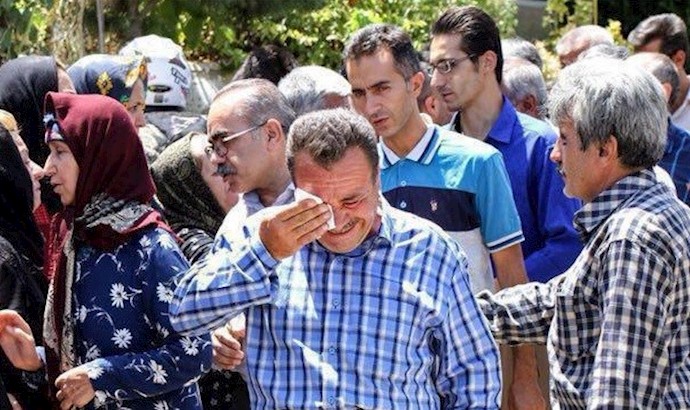 Families in grief – Sanandaj, western Iran