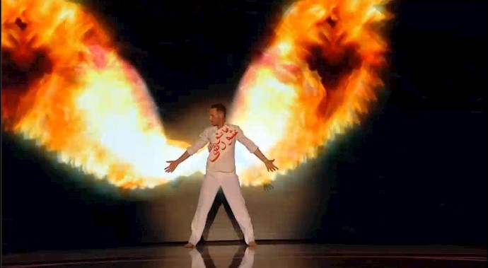 An exposition symbolizes the ongoing protests of the Iranian people