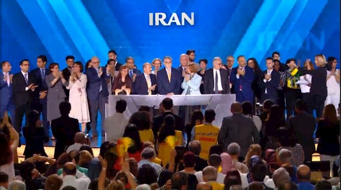 Delegation of Iranian experts take the floor