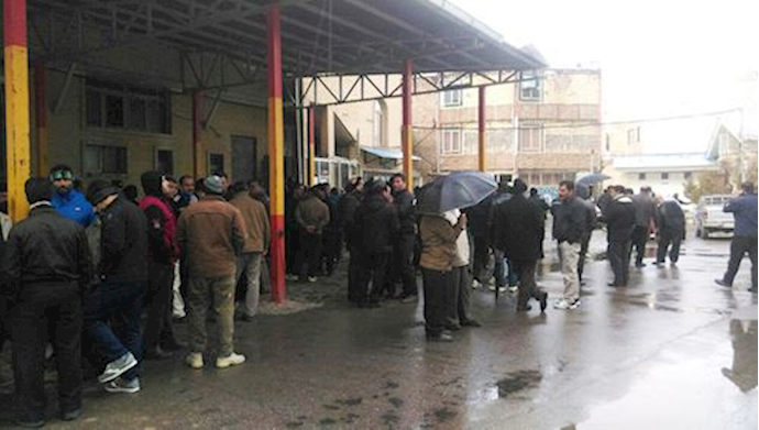 Borujerd municipality workers rallying again – February 27, 2019 Borujerd municipality workers rallying again – February 27, 2019