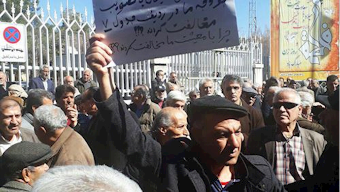 Steel mill retirees rallying in Isfahan, central Iran – March 4, 2019 Steel mill retirees rallying in Isfahan, central Iran – March 4, 2019