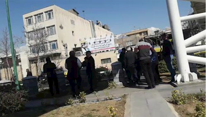 Caspian credit firm clients rallying outside the regime’s Majlis – Tehran, Iran – March 4, 2019 Caspian credit firm clients rallying outside the regime’s Majlis – Tehran, Iran – March 4, 2019