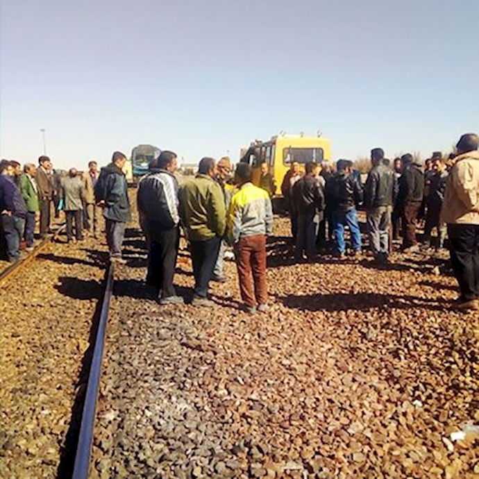 Abniye rail company workers holding a protest rally Abniye rail company workers holding a protest rally