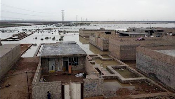 Floodwaters entering areas close to Ahvaz, Khuzestan Province, southwest Iran Floodwaters entering areas close to Ahvaz, Khuzestan Province, southwest Iran
