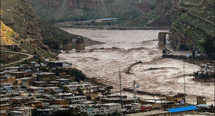 Sixteen days after the onset of the floods, the mullahs inhumane regime hides the real dimensions of human and financial losses