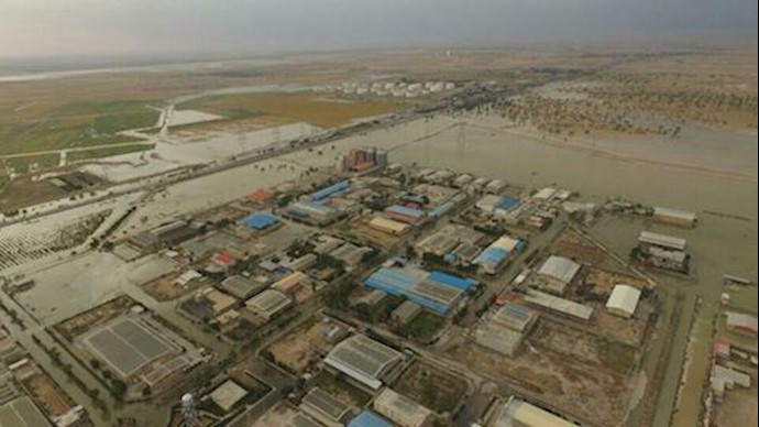 The Ahvaz industrial complex has been surrounded by floodwaters – Ahvaz, Khuzestan Province, southwest Iran