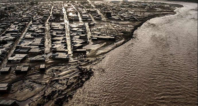 Sixteen days after the onset of the floods, the mullahs inhumane regime hides the real dimensions of human and financial losses