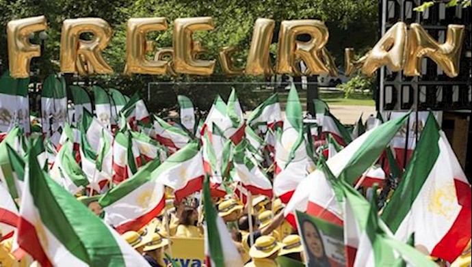 A large crowd of Iranian-Americans gathered in Washington, D.C