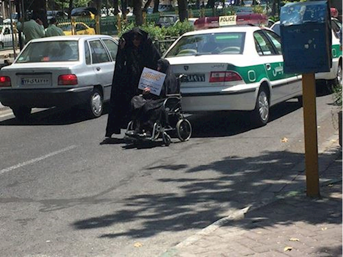 Plundered depositors of the Caspian & Thamen al-Hojaj credit firms rallying in Tehran, Iran – June 25, 2019