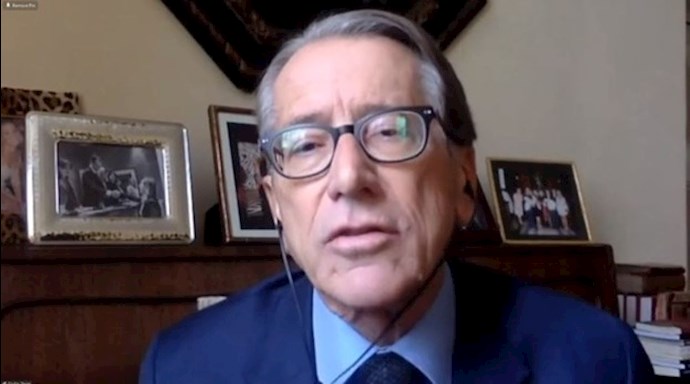 Former Italian foreign minister Giulio Terzi