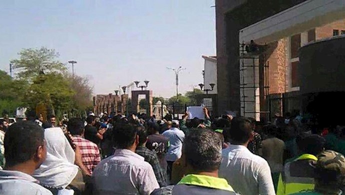 Protests by contract workers of Ahvaz Municipality