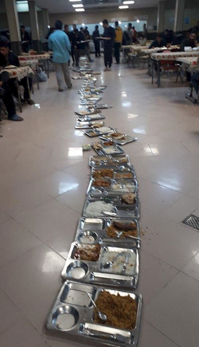 Protests by students in Yazd University