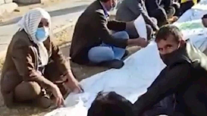 Workers of Water and Wastewater Company (ABFA) from Kohgiluyeh and Boyer-Ahmad province rally in front of the regime’s Majlis (parliament) in Tehran.