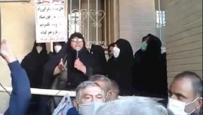 Protest of farmers in East of Isfahan province, central Iran