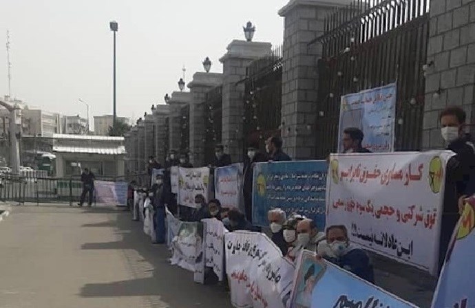 Protest rally by electricity workers in Tehran